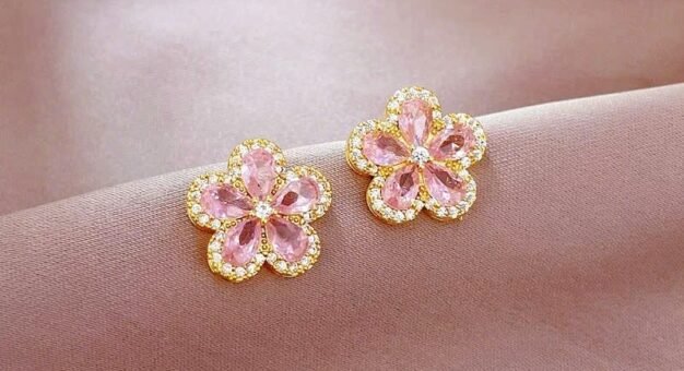 Bông Tai Titan Dát Đá Màu Hồng Hình Hoa Năm Cánh Nhiều Màu Sang Trọng Thời Trang Dự Tiệc Cho Nữ - AN AN JEWELRY